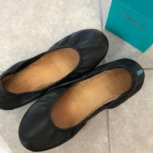Tieks classic matte black